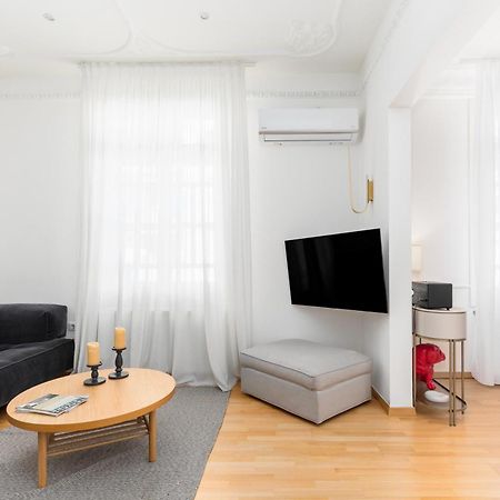 Zoe By Halu! Lovely Penthouse In The Center テッサロニキ エクステリア 写真